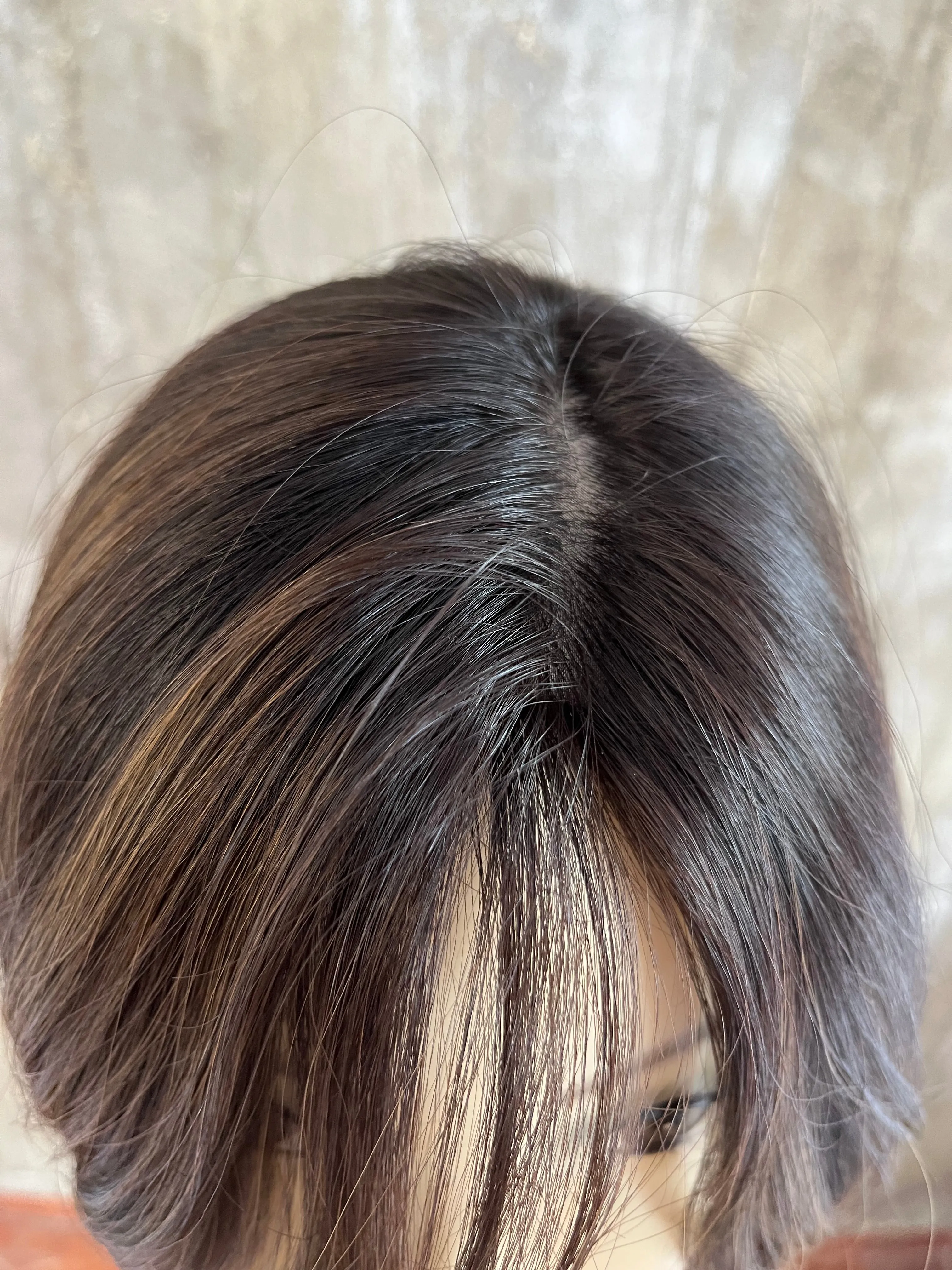 100% EUROPEAN PROCESSED HUMAN HAIR 16.5" BROWN WITH HIGHLIGHTS