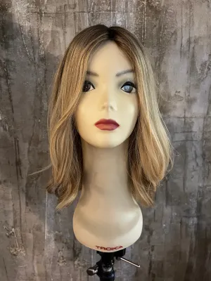 100% EUROPEAN VIRGIN HUMAN HAIR 16.5" BLOND WITH HIGHLIGHTS AND DARK ROOTS