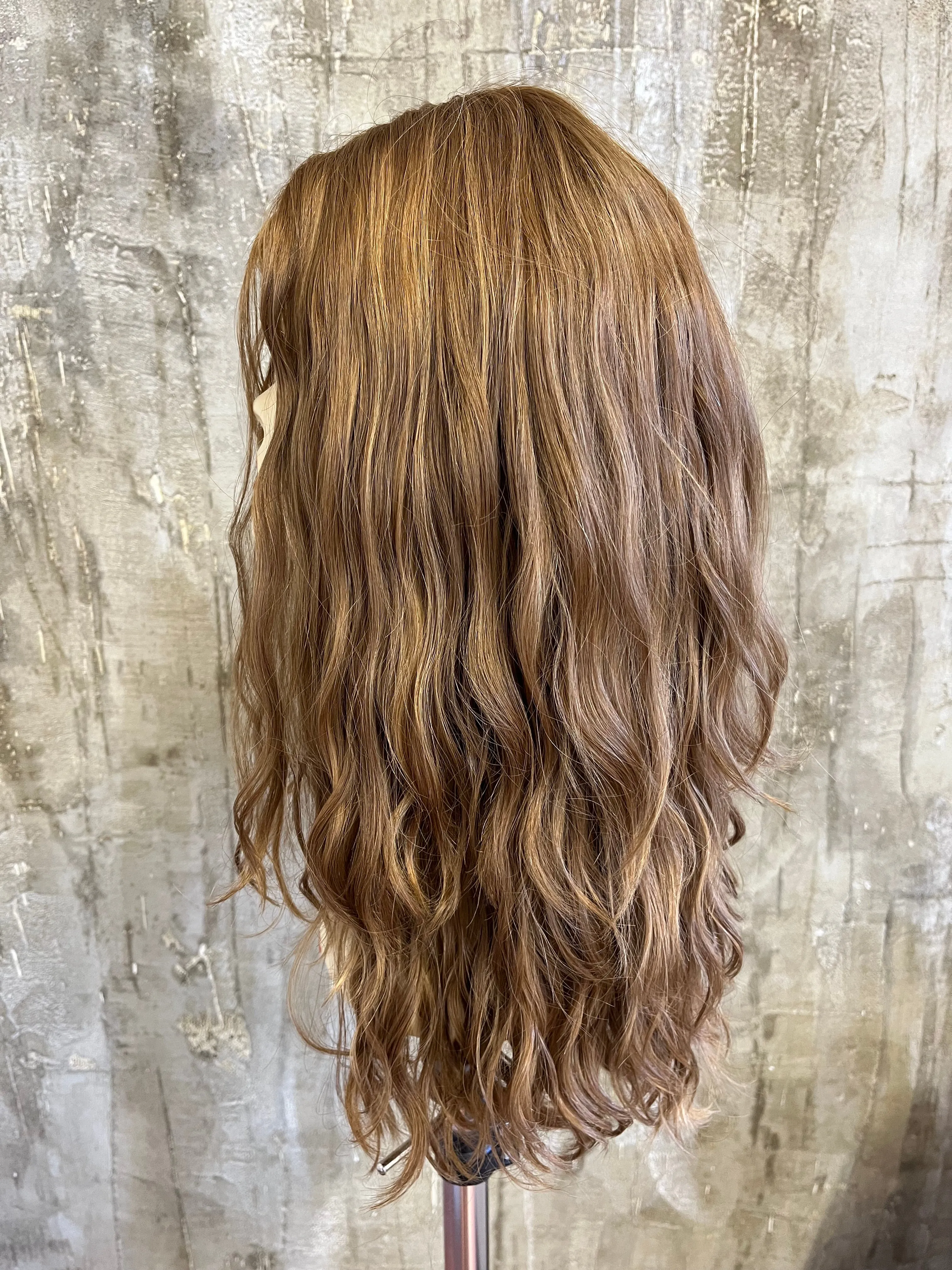 100% EUROPEAN VIRGIN HUMAN HAIR 21" STRAWBERRY BLOND