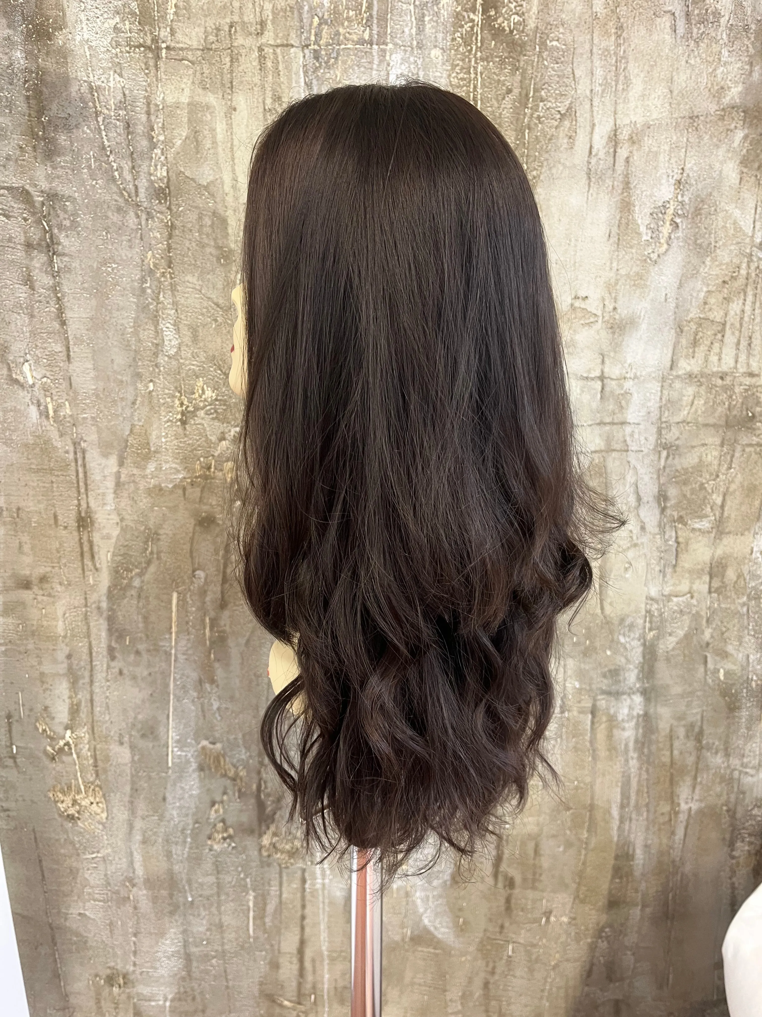 100% EUROPEAN VIRGIN HUMAN HAIR 22" BROWN