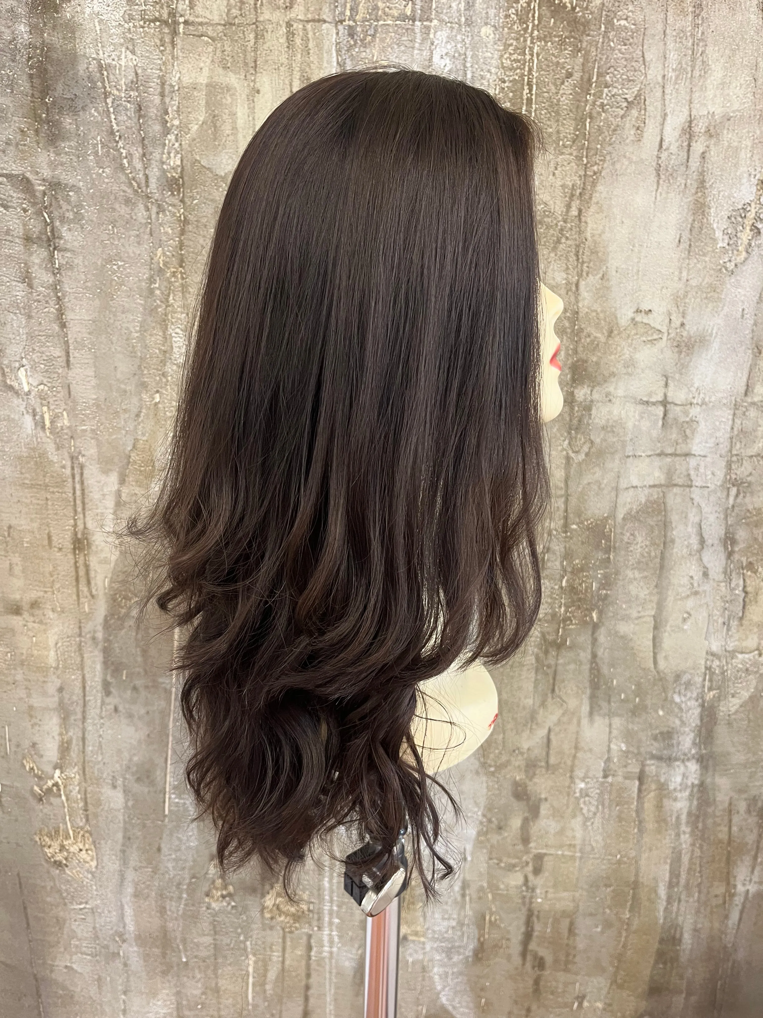 100% EUROPEAN VIRGIN HUMAN HAIR 22" BROWN