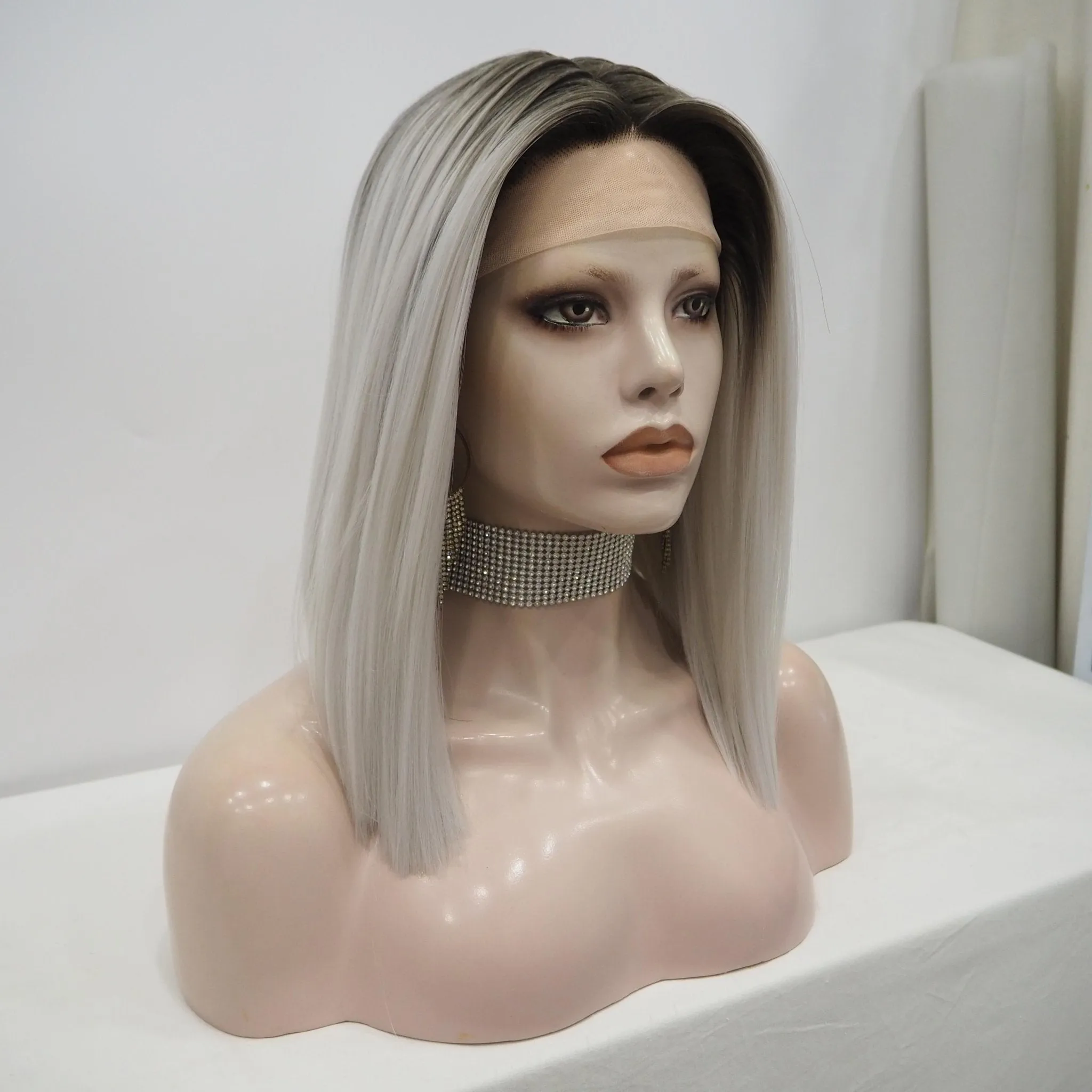 Brenda Collection-Sophie 16 inches Lace Synthetic Wigs Short Straight Wigs Heat Resistant Wigs Daily Wear Hair Accessories