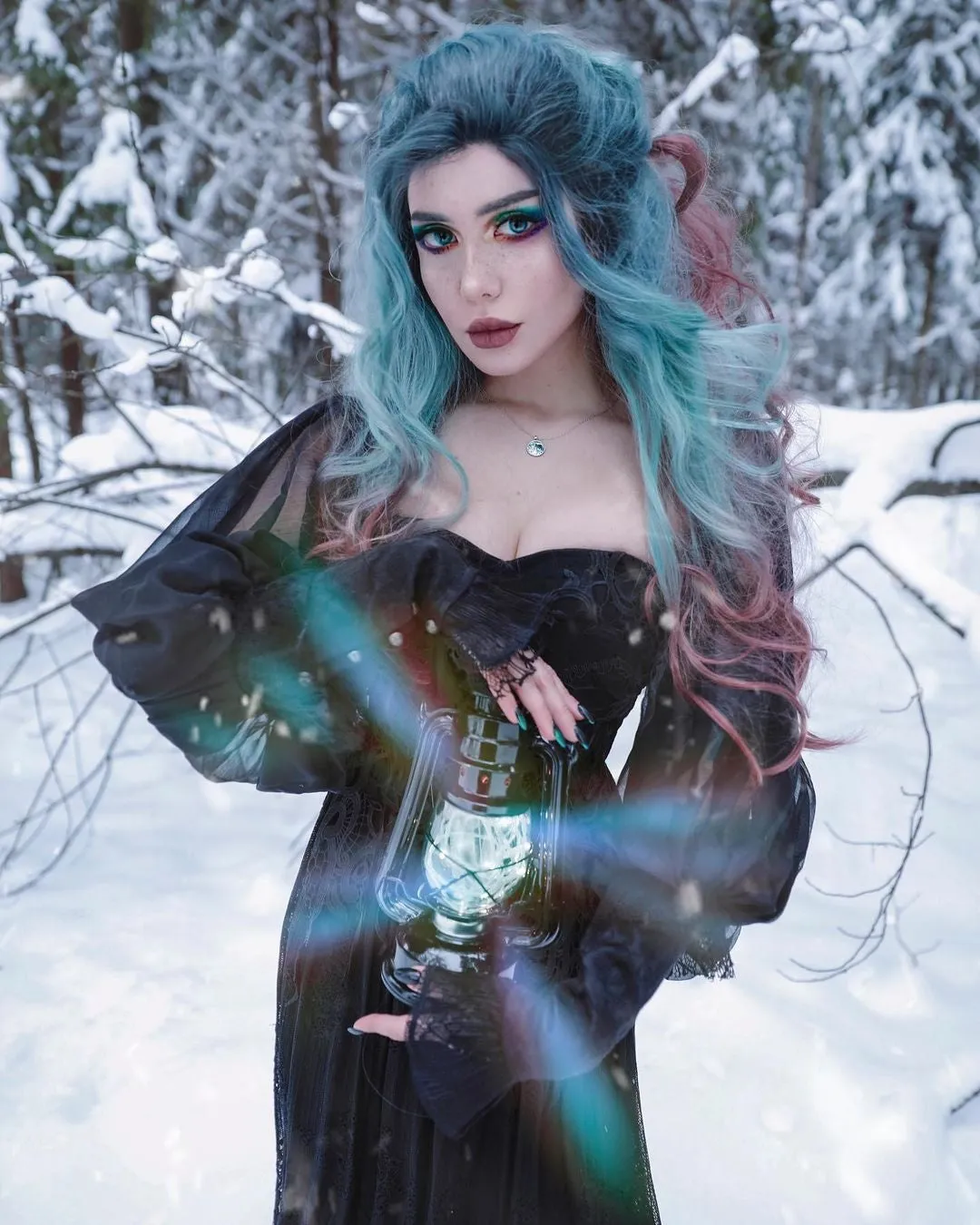 Cedre - Viridian Green And Brown Ombre Long Wavy Synthetic Lace Front Wig