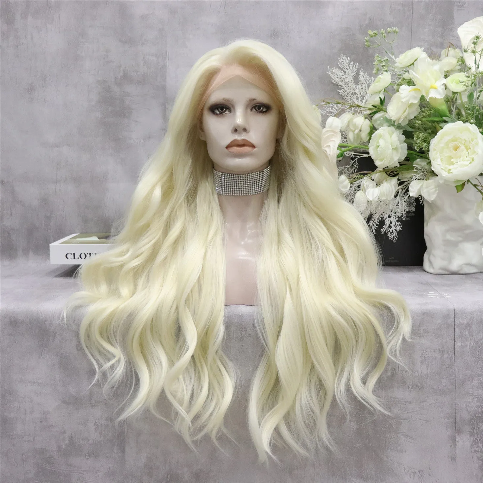 Creamy Blond Long Synthetic Lace Wig Natural Wavy Wig 1001/613