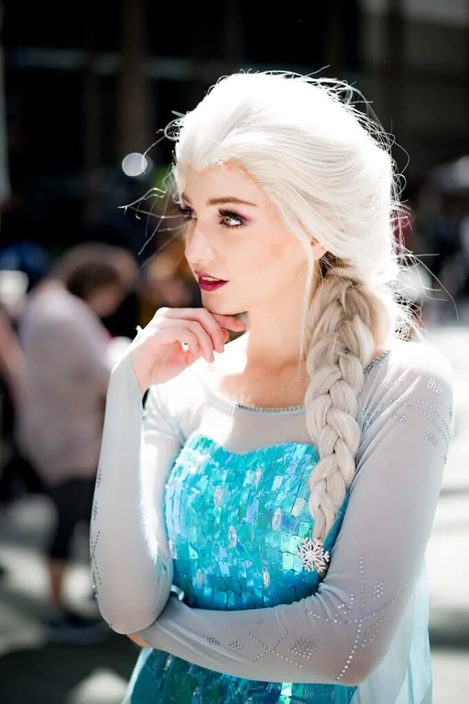 Platinum - Ash Blonde Long Loose Curl Synthetic Lace Front Wigs Cosplay Wig