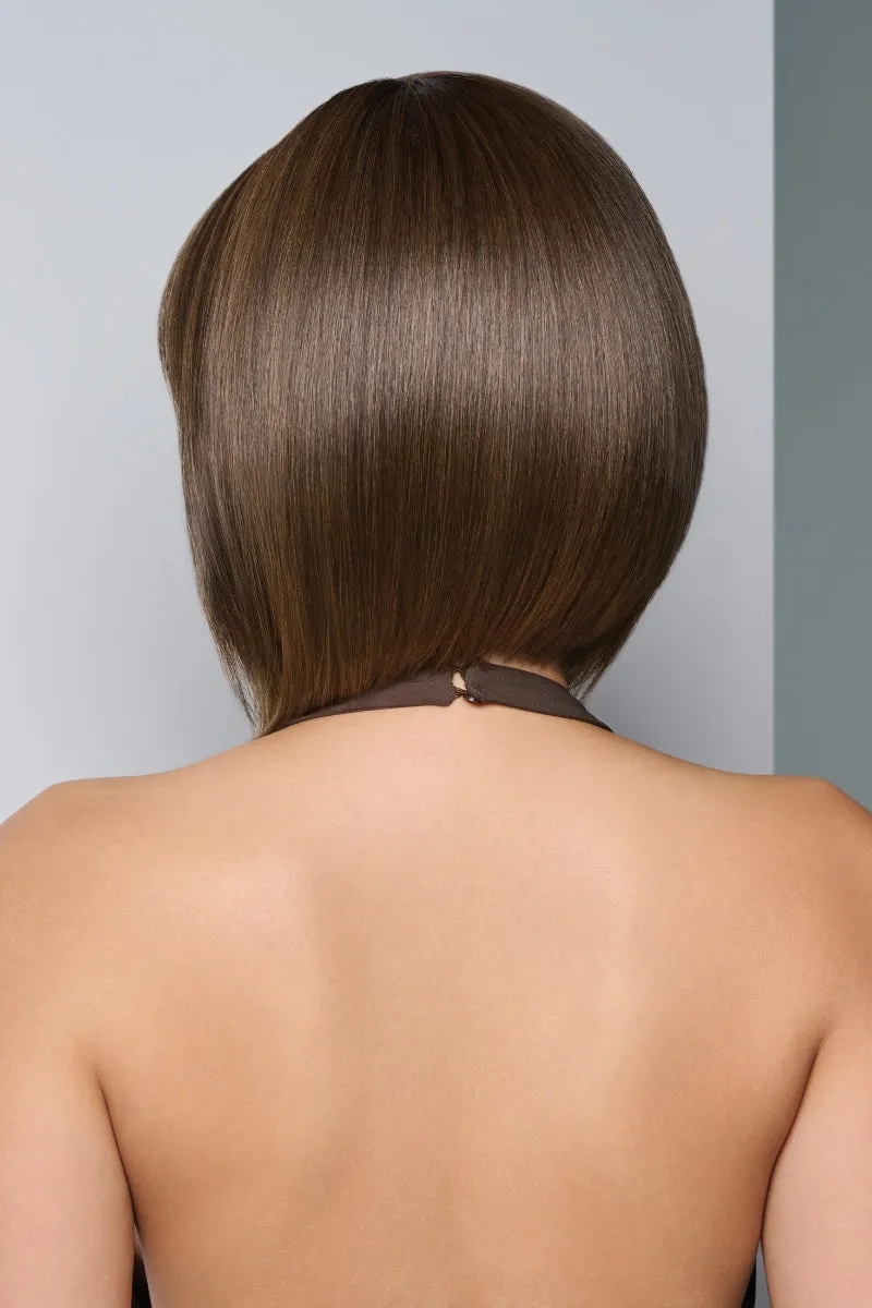 Raquel Welch Wigs - Straight to Camera