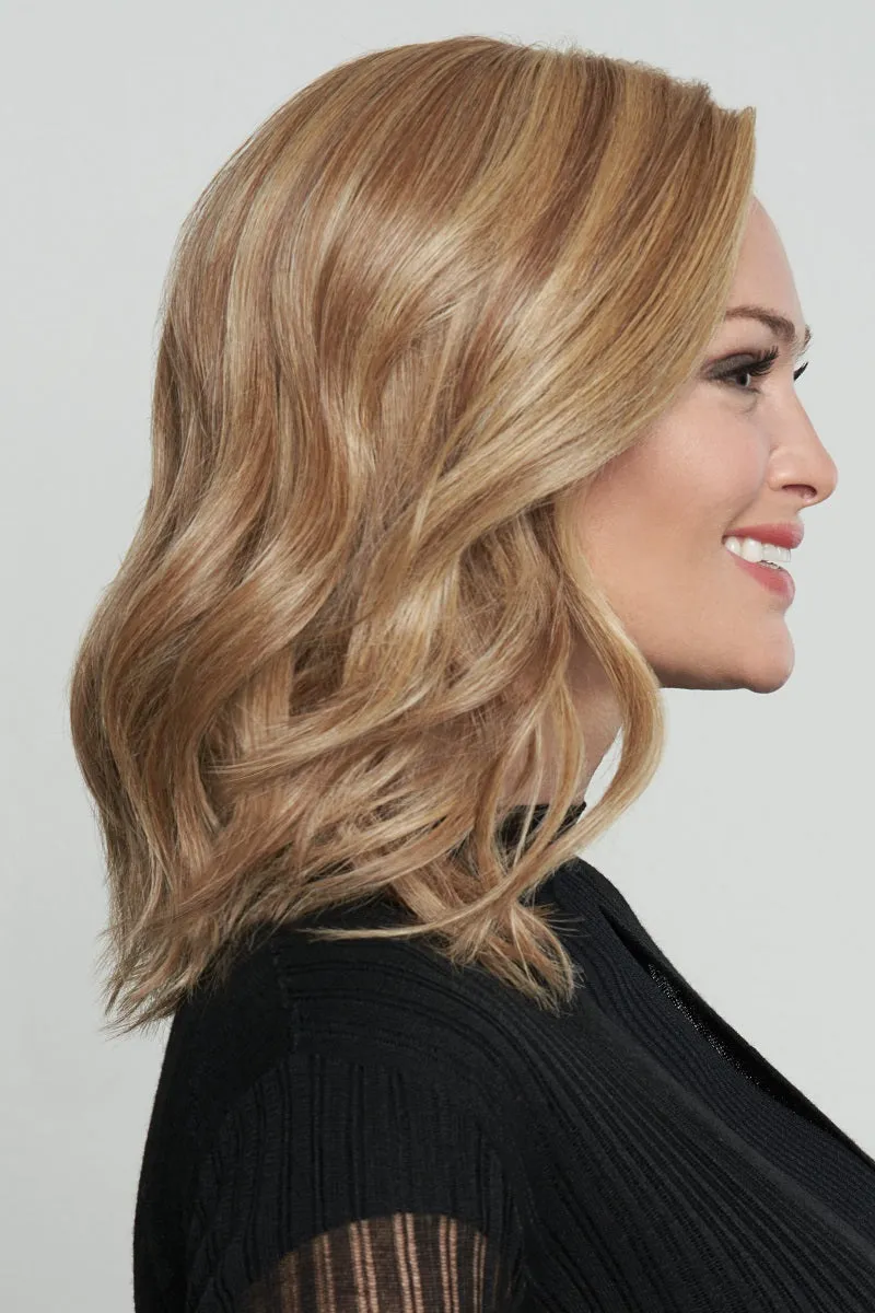 Raquel Welch Wigs - Wavy Day