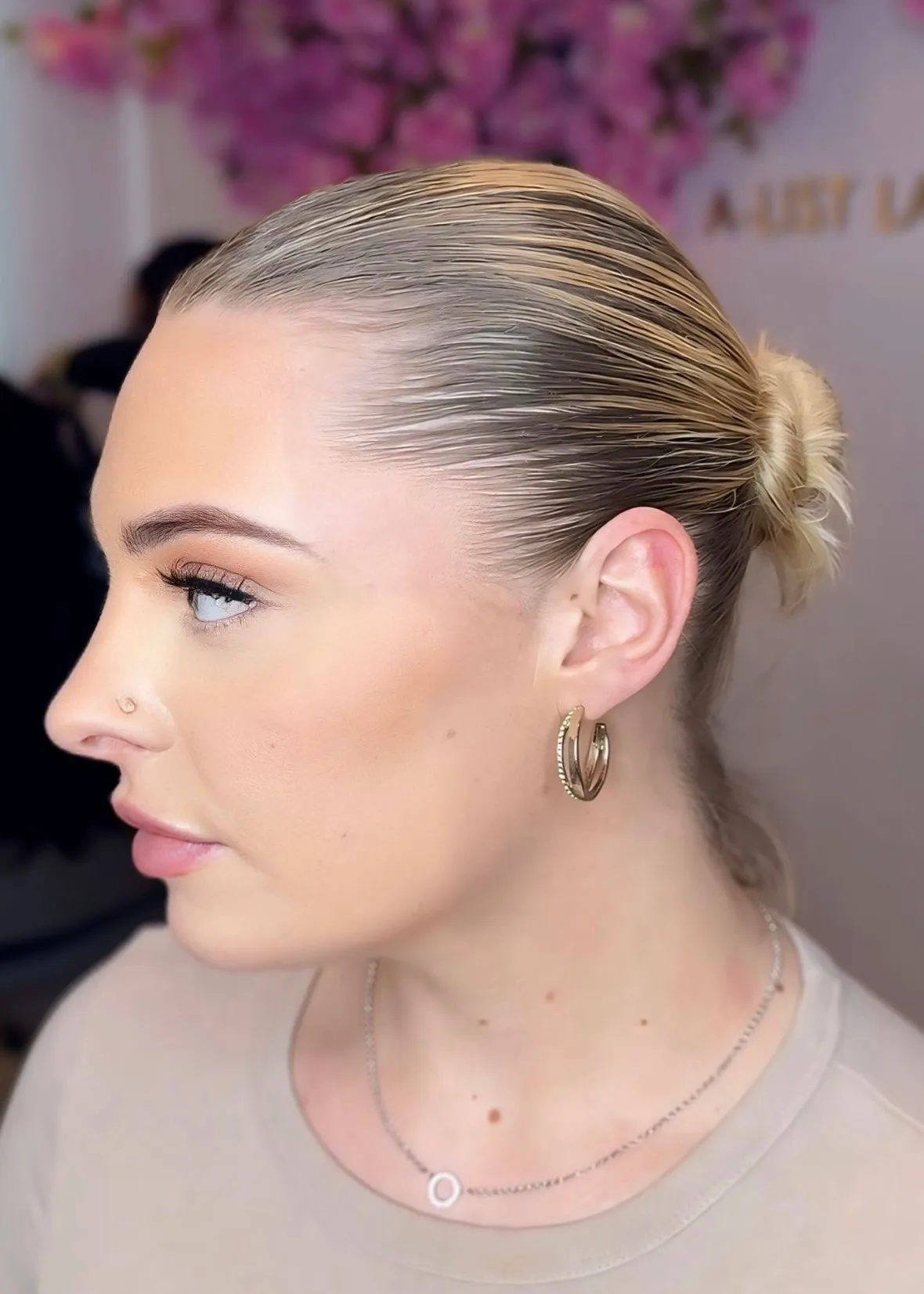 The SYDNEY - Luxury Cool Beige Blonde with Golden Highlights - HD Lace Frontal Wig